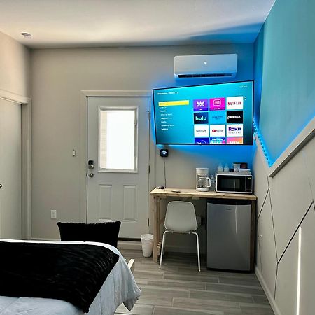 Eagle Stay Dainty Studio إيغل باس المظهر الخارجي الصورة