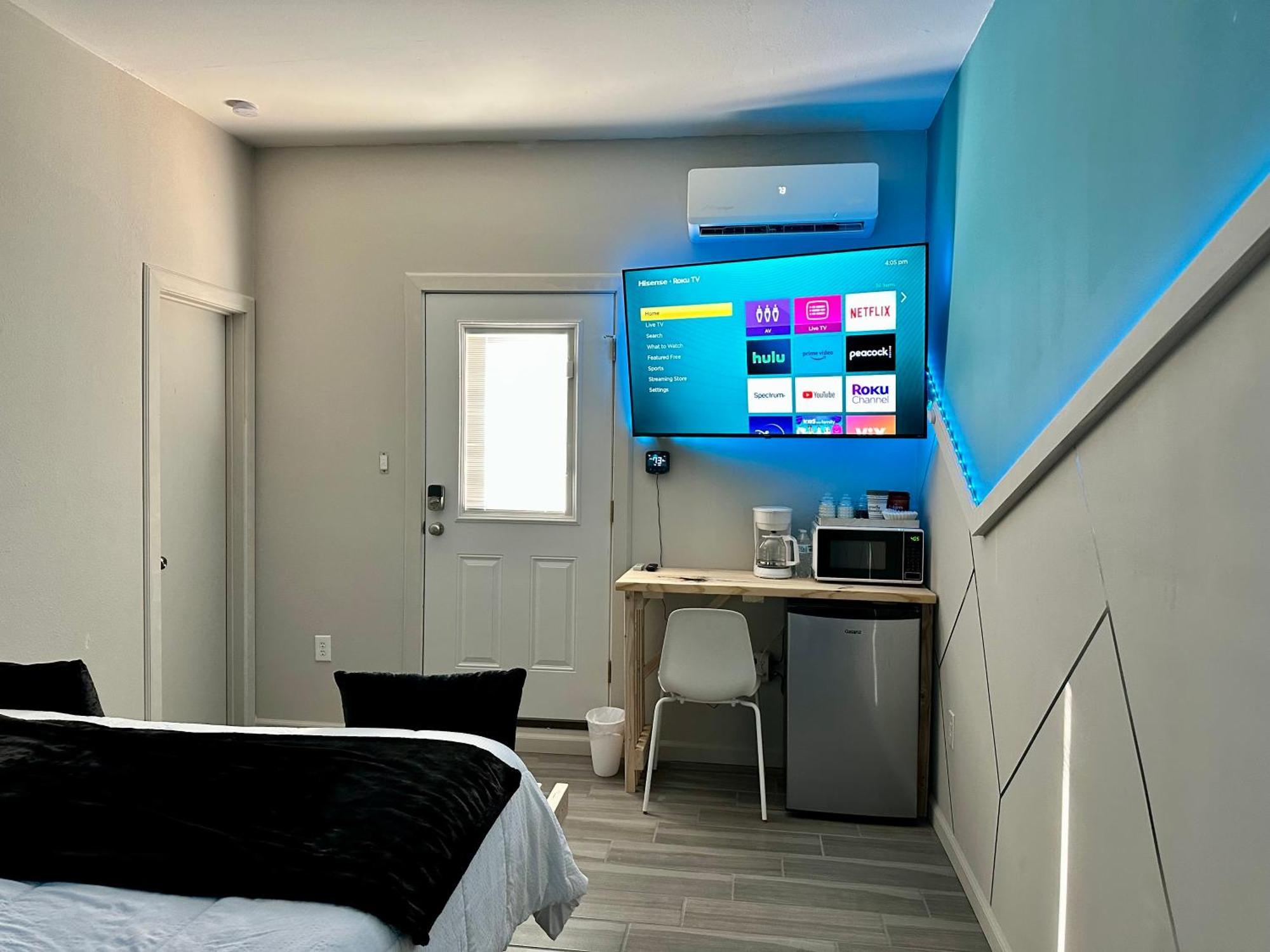 Eagle Stay Dainty Studio إيغل باس المظهر الخارجي الصورة