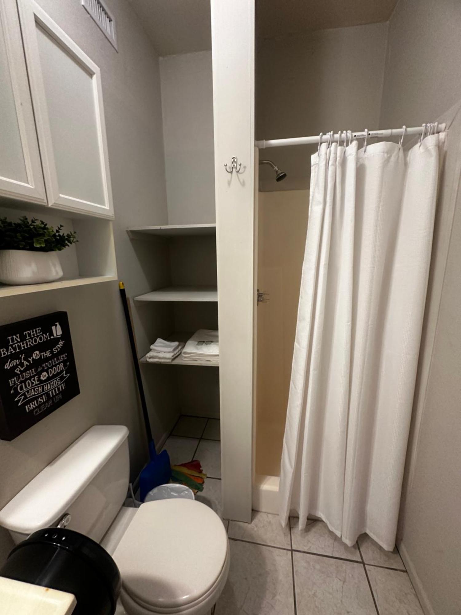 Eagle Stay Dainty Studio إيغل باس المظهر الخارجي الصورة